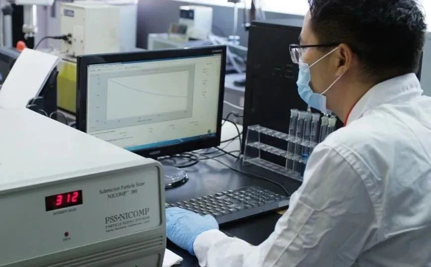 推进技术创新,实现行业新突破